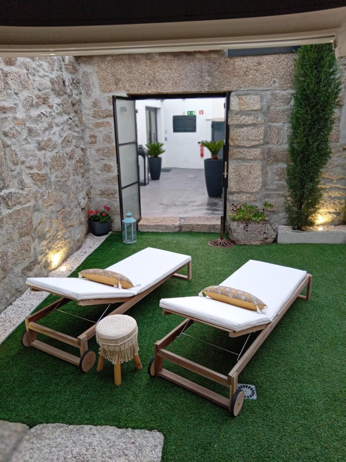 Paducho Studios Valpacos Exterior photo